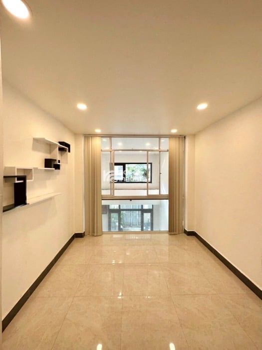 GẦN MẶT TIỀN NGUYỄN TRỌNG TUYỂN, PHÚ NHUẬN, 53M2 CÓ KC TIỆN CẢI TẠO. GIẢM 2T CHỈ CÒN 12T TL 