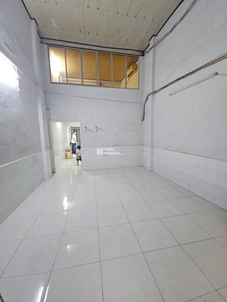 (QUẬN 8 )NHÀ 3 PHÒNG NGỦ HẺM ÂU DƯƠNG LÂN, P. 3, GẦN CẦU CHỮ Y, 55M2, NGANG 4,2M,SHR, 6,9T