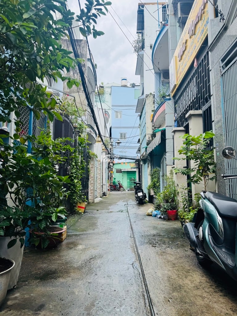 (QUẬN 8 )NHÀ 3 PHÒNG NGỦ HẺM ÂU DƯƠNG LÂN, P. 3, GẦN CẦU CHỮ Y, 55M2, NGANG 4,2M,SHR, 6,9T