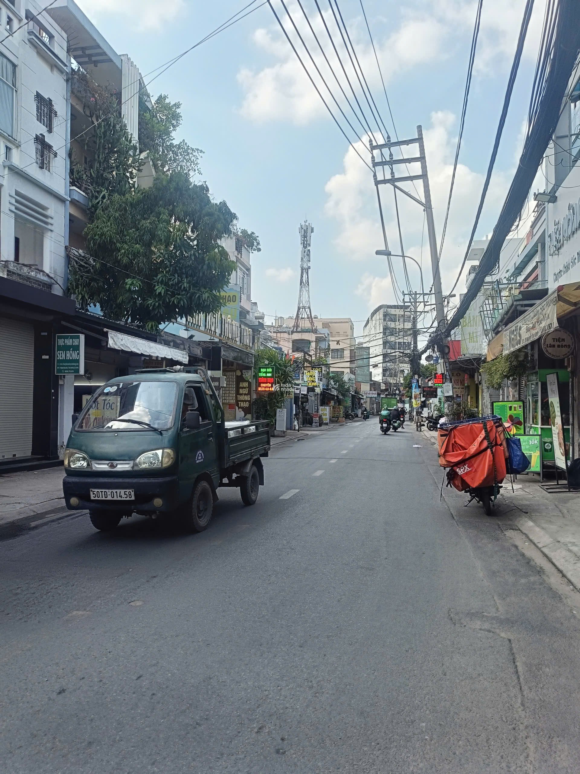 Bán nhà mặt tiền Thành Công- Tân Sơn Nhì. Q Tân Phú. 4x18,5m. Giá: 12 Tỷ