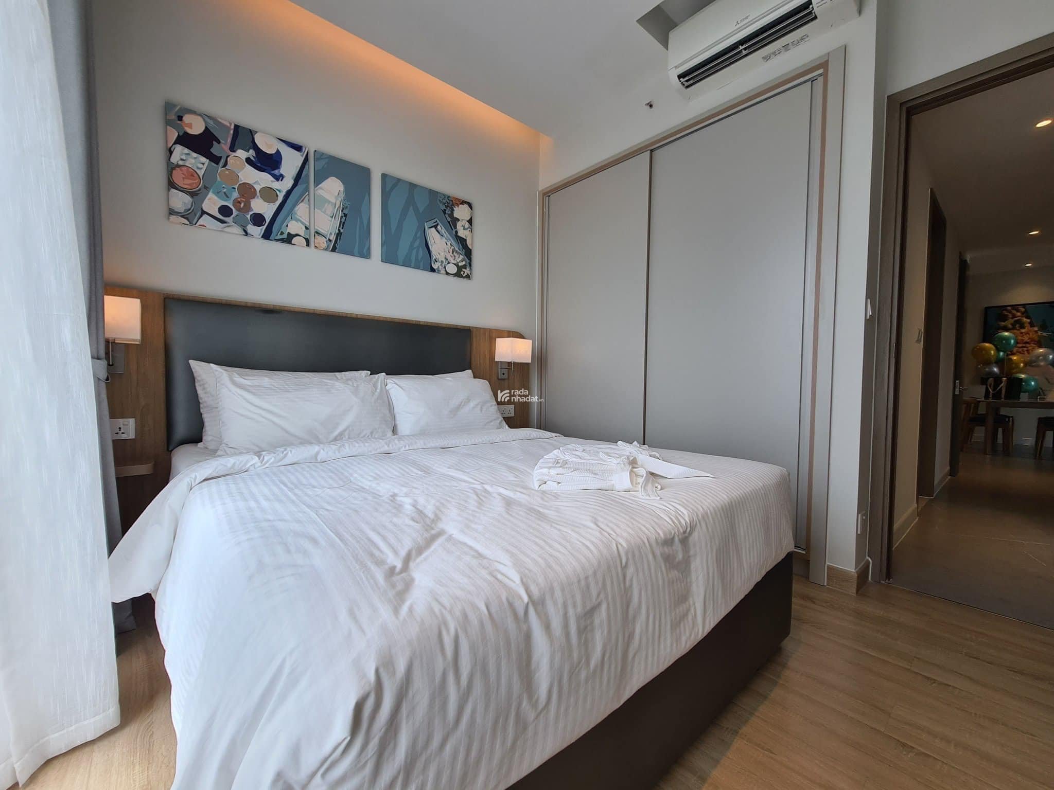 Bán gấp CHCC Terra Royal Quận 3, 116m2, 4PN 2WC giá 12 tỷ, sổ hồng, liên hệ: 0934 144 *** Hương