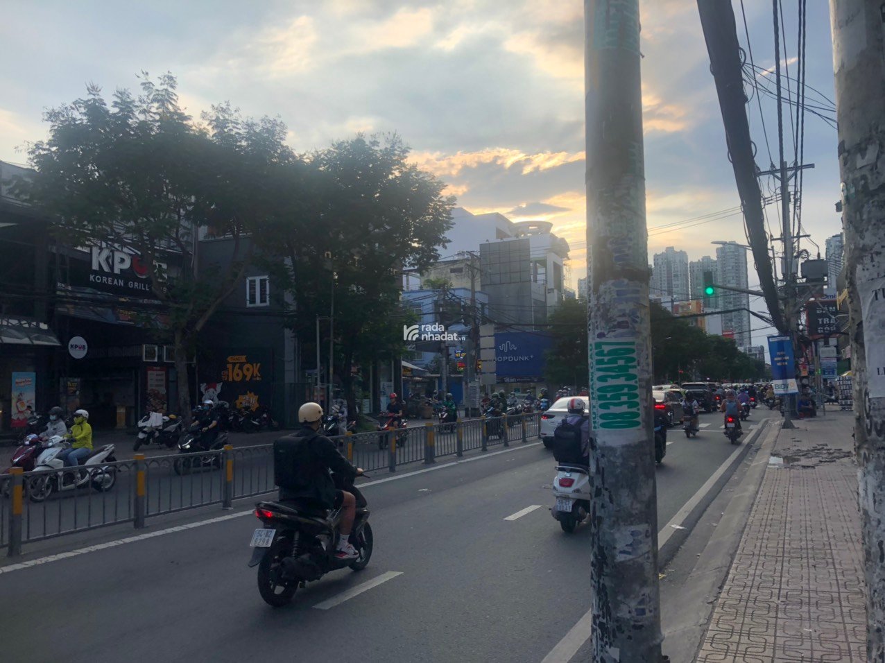 nhà cấp 4 số 517 nguyễn thị thập phường tân phong Q7 dt 8,5x21,5m