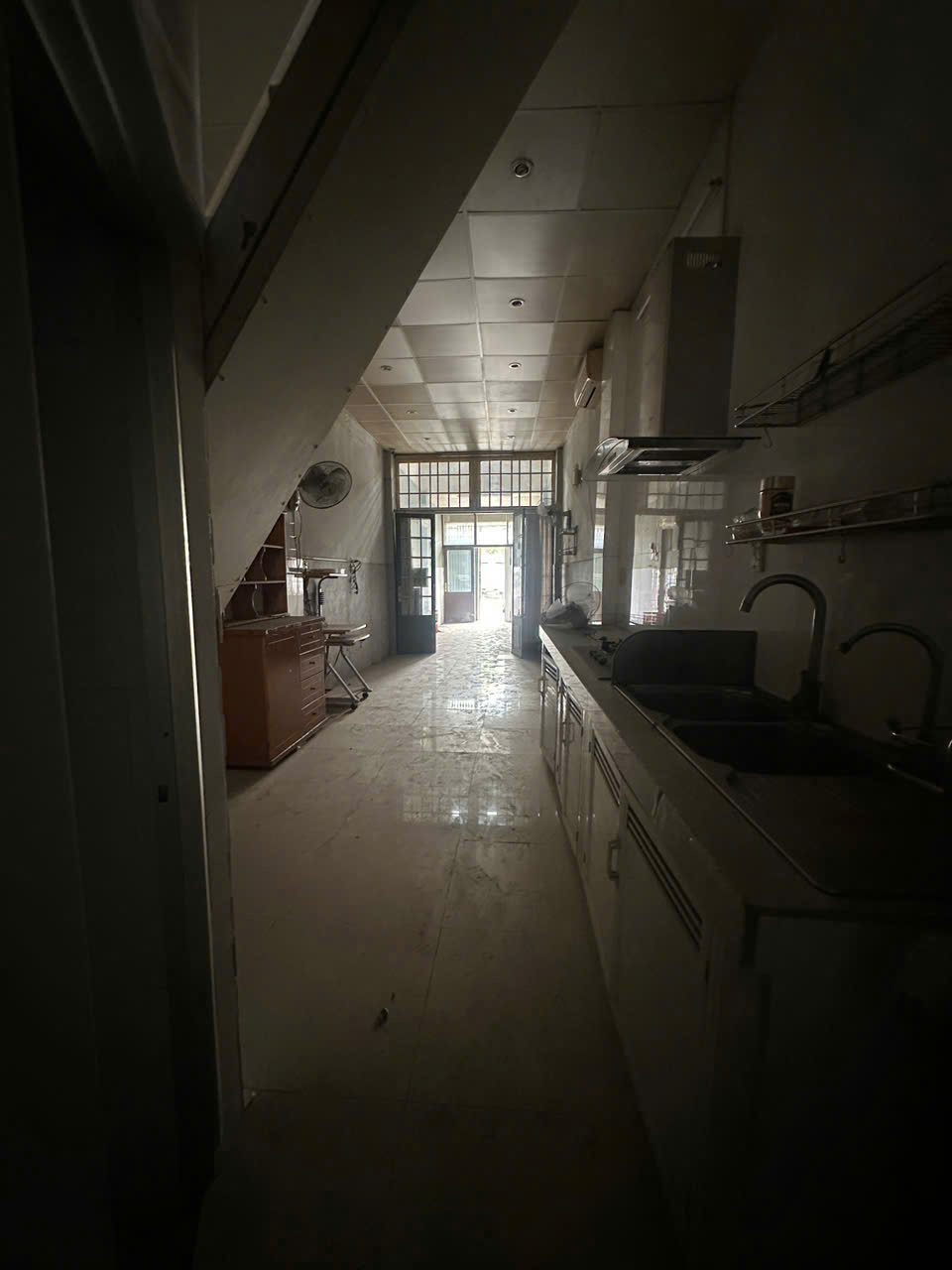 SIÊU PHẨM, MẶT TIỀN NGUYỄN XÍ, BÌNH THẠNH, 50M2 TIỆN XÂY. GIẢM 650TR CHỈ 7.3T