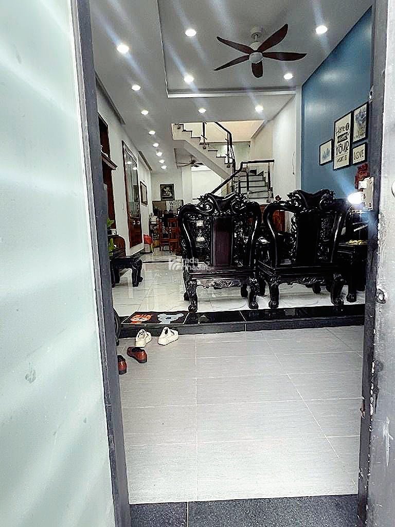 Bán nhà gần lê trọng tấn  A EON tân phú 