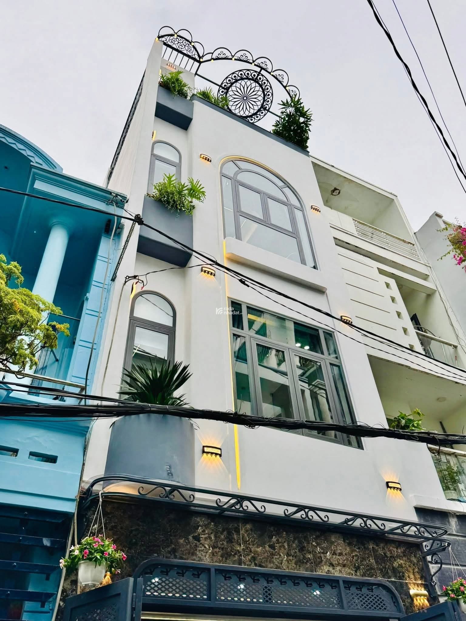 Bán nhà đẹp, full nội thất cơ bản ở Đường số 28, P8, Q. Gò Vấp. Giá 4tỷ640, 58m2, SHR