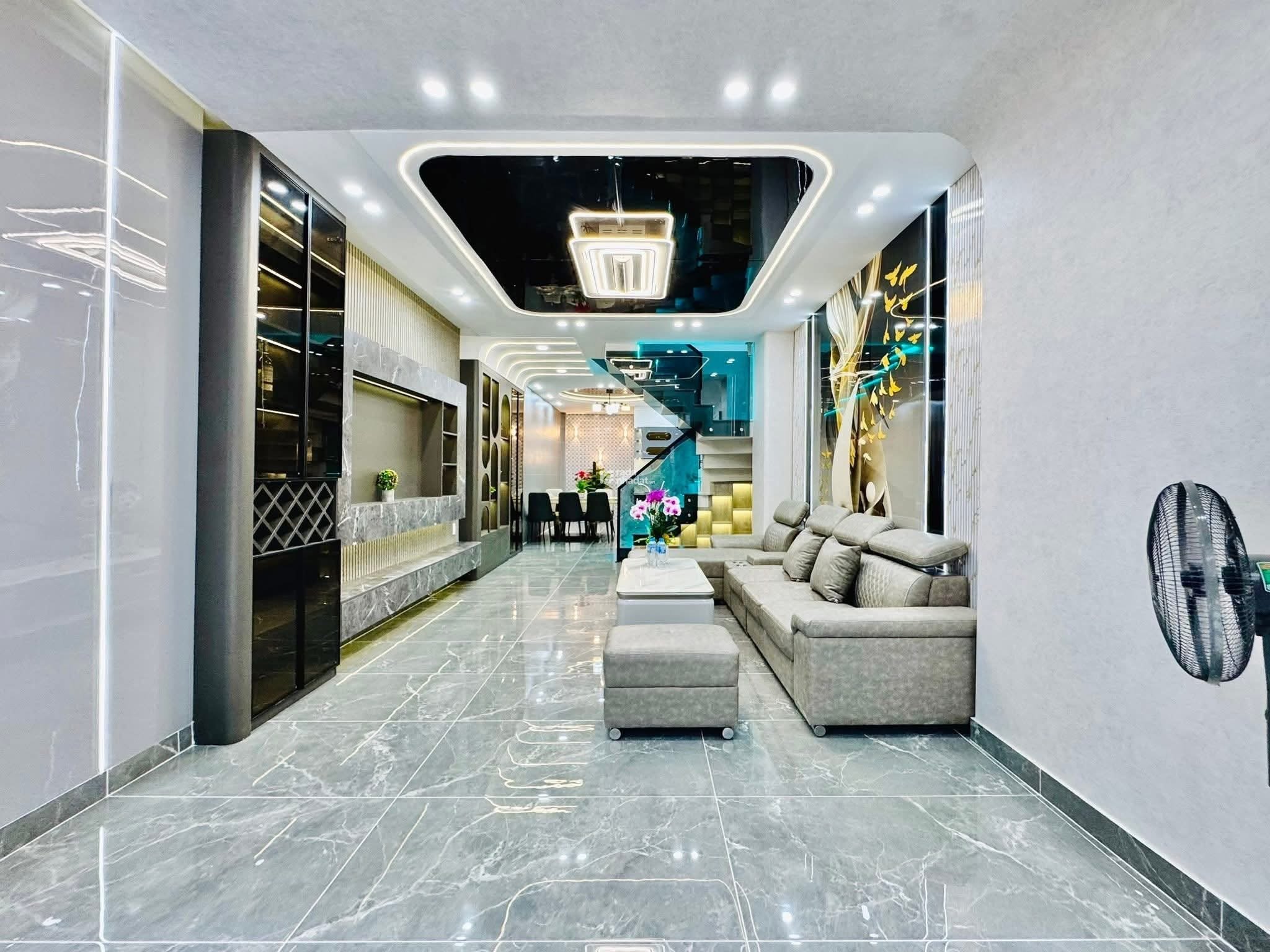 Bán nhà đẹp, full nội thất cơ bản ở Đường số 28, P8, Q. Gò Vấp. Giá 4tỷ640, 58m2, SHR