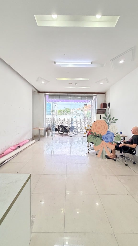 MTKD PHAN THÚC DUYỆN, TÂN BÌNH, 239M2 MỚI Ở NGAY. GIẢM 350TR CHỈ 69T  