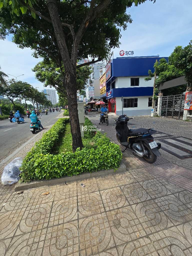 NGAY LANDMARK 81, MTKD ĐIỆN BIÊN PHỦ, BÌNH THẠNH, 90M2 Ở NGAY. GIẢM 650TR CHỈ 15.5T