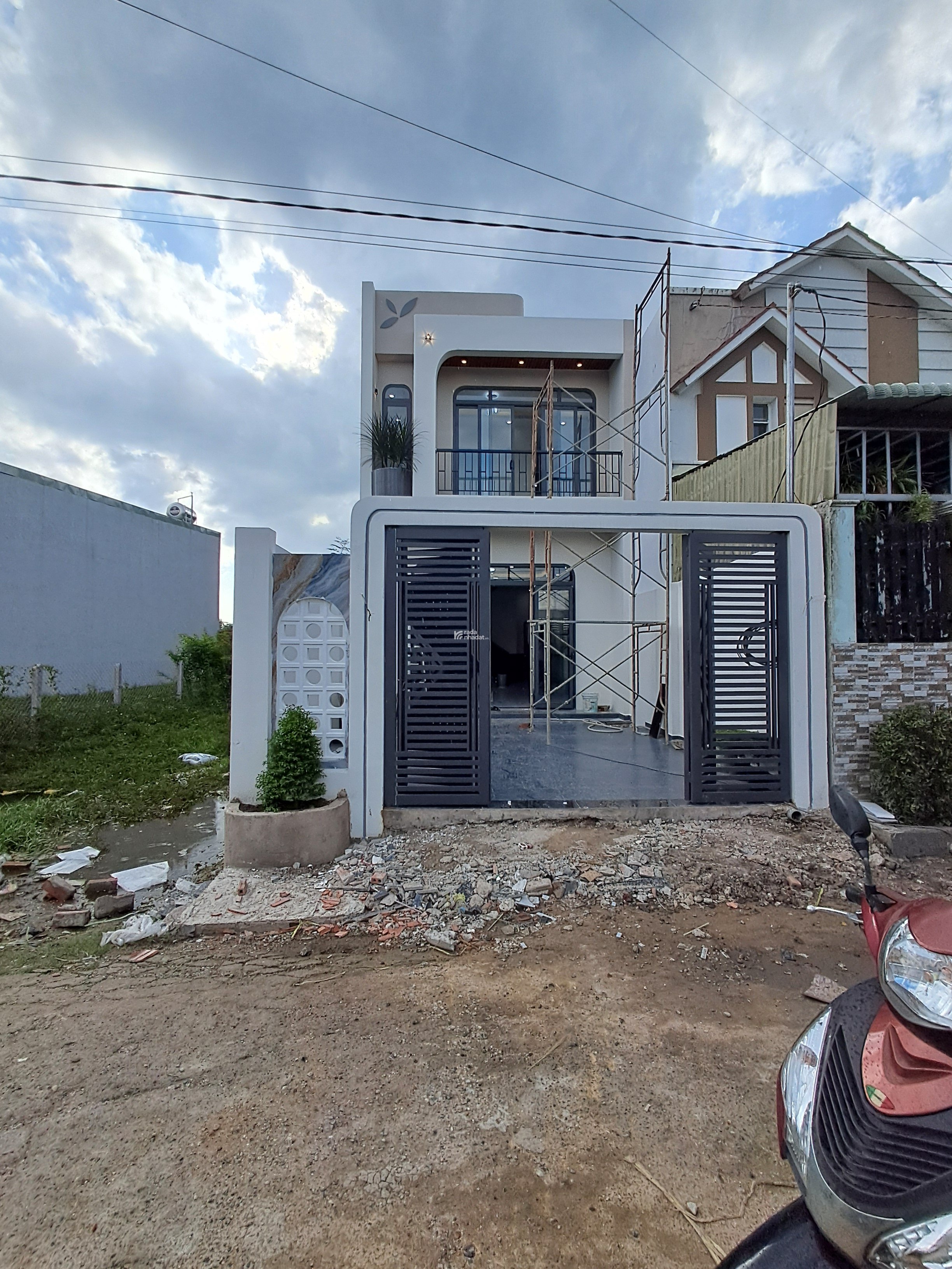 cần bán nhà shr. ở Mỹ hạnh nam Long An nhà hoàn công 