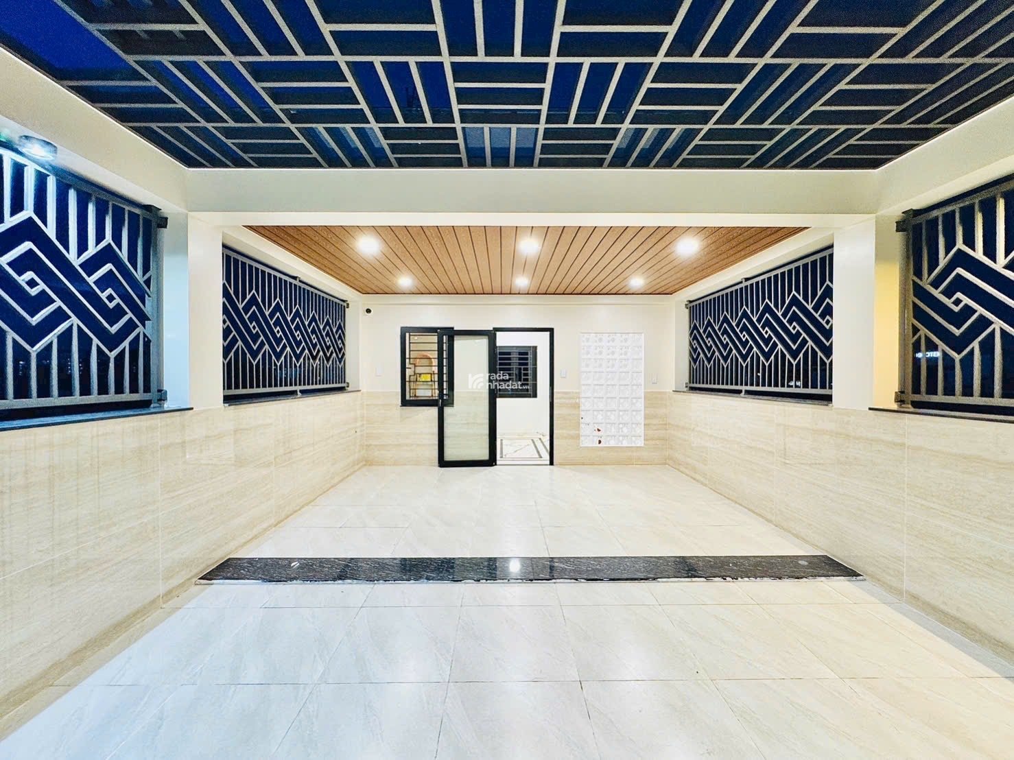 siêu phẩm thang máy ngang 5M hẻm 1 trục lê văn thọ gò vấp 