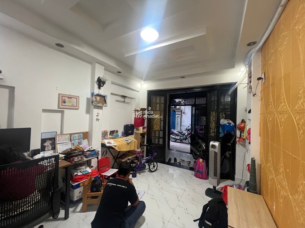 HẺM XE HƠI HOÀNG VĂN THỤ, TÂN BÌNH, 45M2 CÓ KẾT CẤU DỄ CẢI TẠO. GIẢM 350TR CHỈ CÒN 6.1T TL 