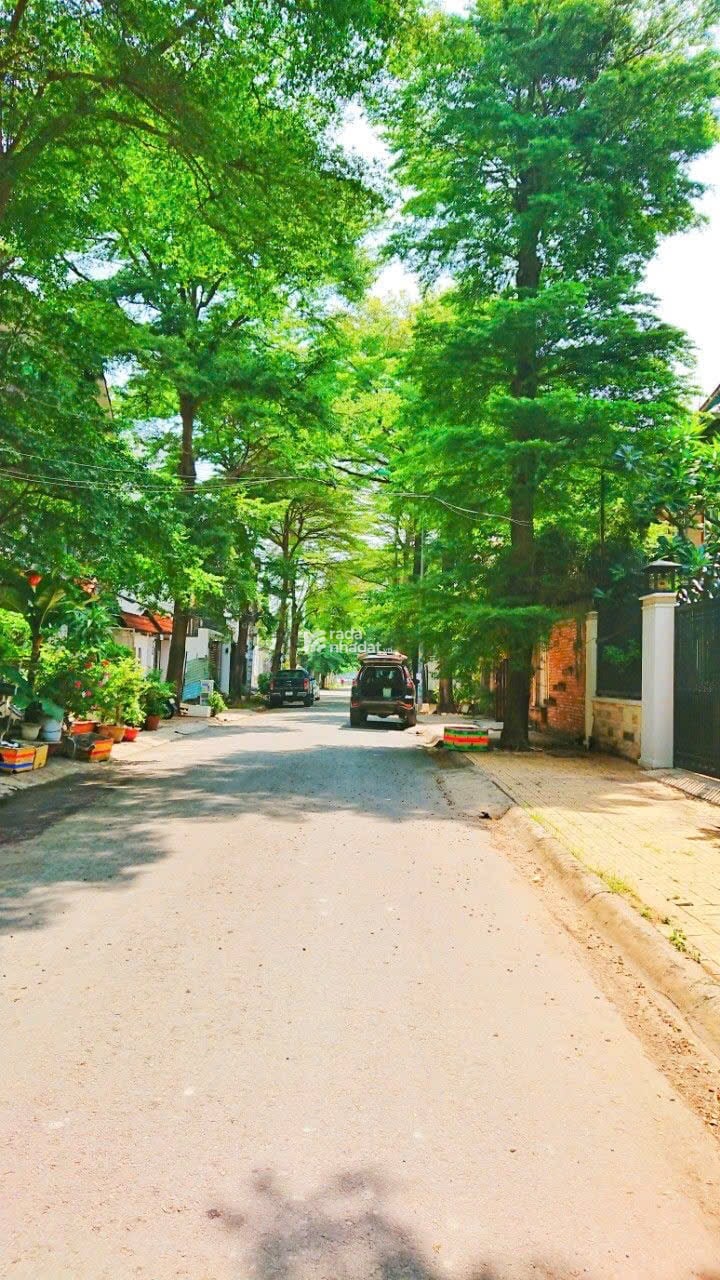 KÊNH XUYÊN TÂM BÙI ĐÌNH TUÝ - Đất trống 77m2, Mặt đường trải nhựa 10m - Giá Hot 12.5 Tỷ TL