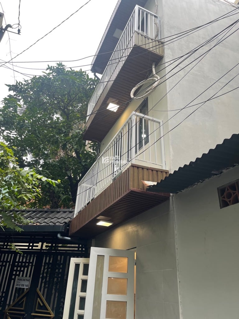 CỰC RẺ, HXH BÙI THỊ XUÂN, TÂN BÌNH, 3 TẦNG MỚI VÀO Ở NGAY. GIẢM 3.5T CHỈ CÒN 2T TL 