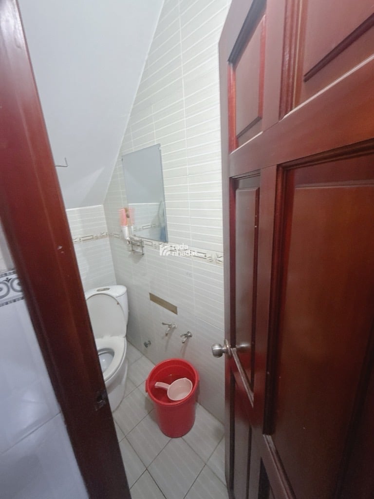 Bán Nhà Gò Dầu, HXH quay dầu, 4 tầng, giá chỉ 4.99 Tỷ