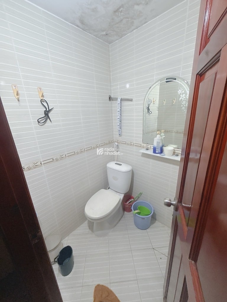 Bán Nhà Gò Dầu, HXH quay dầu, 4 tầng, giá chỉ 4.99 Tỷ