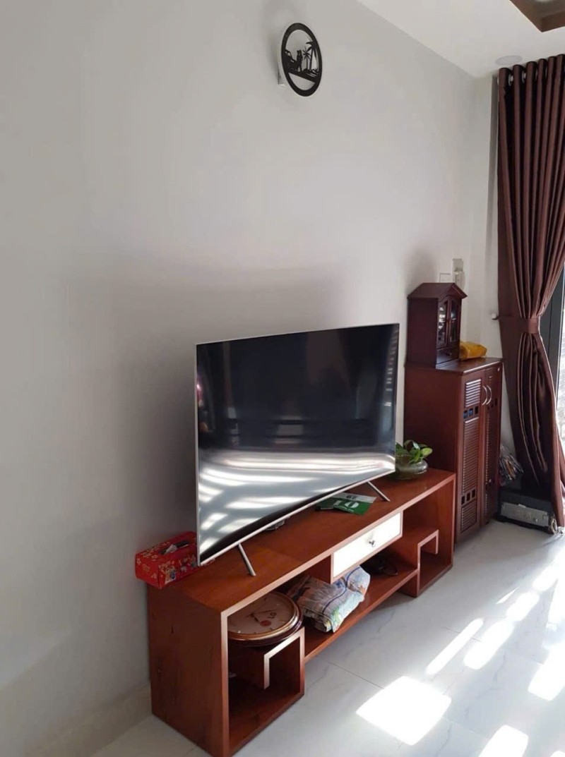 Giá Chỉ 4.8 Tỷ! Nhà HXH Cát Lái Q2 -2 Tầng - Sổ Riêng - Có Dòng Tiền