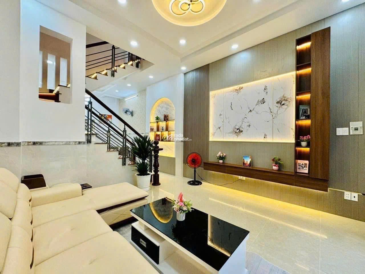 SỞ HỮU NGAY CĂN NHÀ LÊ TỰ TÀI, PHÚ NHUẬN/ DT 60,2M2/ 3 TỶ 790TR/ SHR/ HẺM Ô TÔ