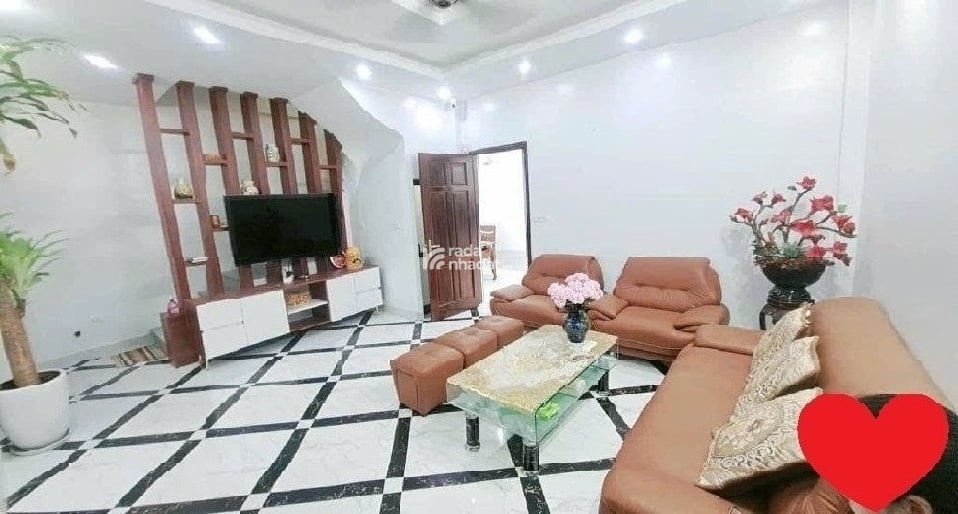 PHƯỜNG CẦU GIẤY - 5 TẦNG - NHÀ ĐẸP - 34M2 - NGÕ NÔNG - GẦN HỒ - ĐÓN GIÓ MÁT RƯỢI