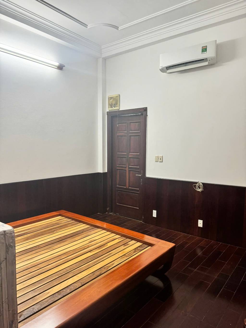 65M2 - MẶT TIỀN KINH DOANH - 2 TẦNG - ĐƯỜNG NHỰA Ô TÔ ĐUA - DÒNG TIỀN 12 TRIỆU / THÁNG