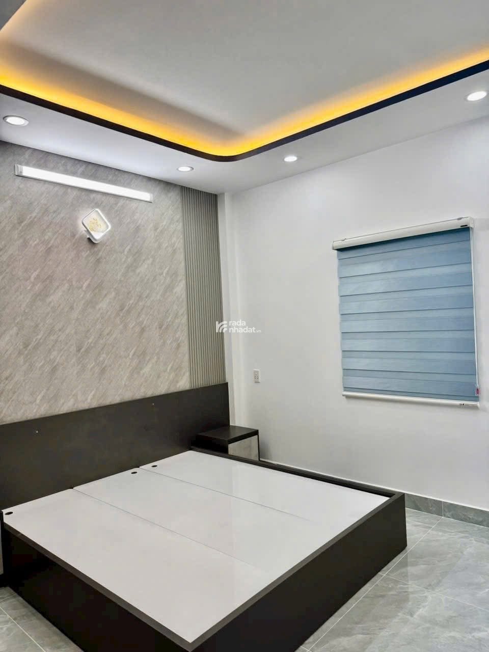 Nhà phố 1 trệt 1 lầu 1 tum, nội thất cao cấp, khu dân cư an ninh