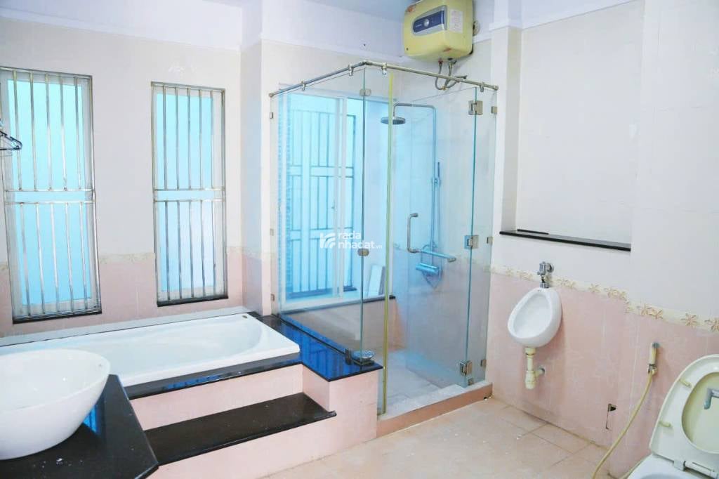 BÁN NHÀ HẺM CÔNG AN ĐƯỜNG TRẦN HƯNG ĐẠO QUẬN 1- 31.5 TỶ TL 