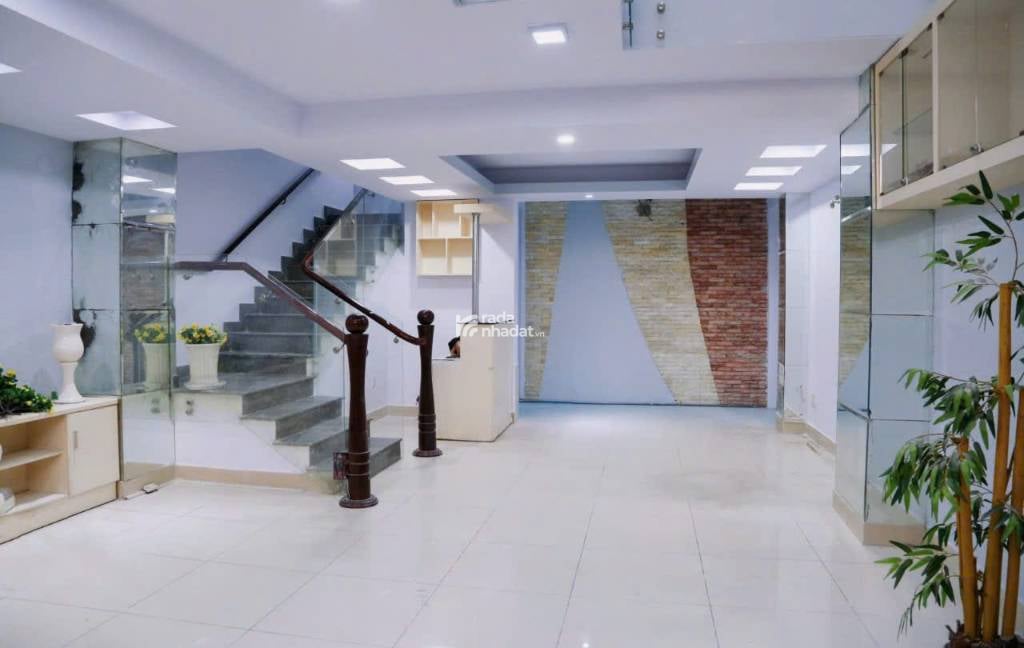 BÁN NHÀ HẺM CÔNG AN ĐƯỜNG TRẦN HƯNG ĐẠO QUẬN 1- 31.5 TỶ TL 