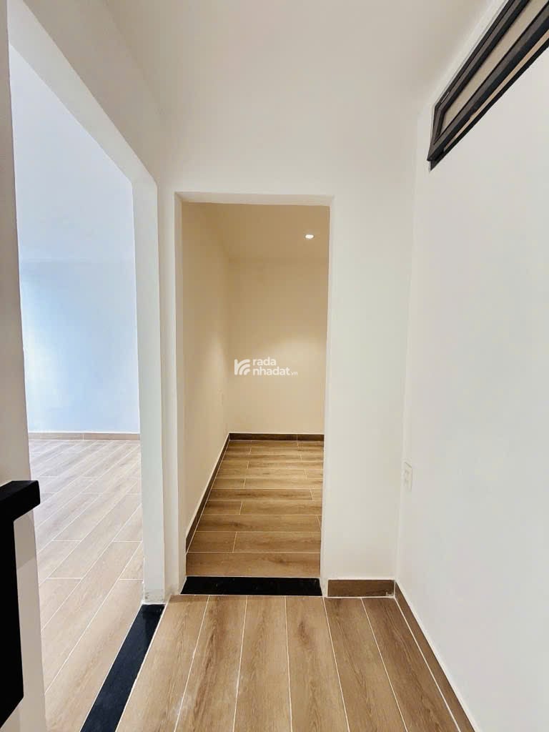 Bán nhà ngay đại học Marketing -KCX tân thuận - thông số đẹp 4*10 -nhỉnh 4t thương lượng