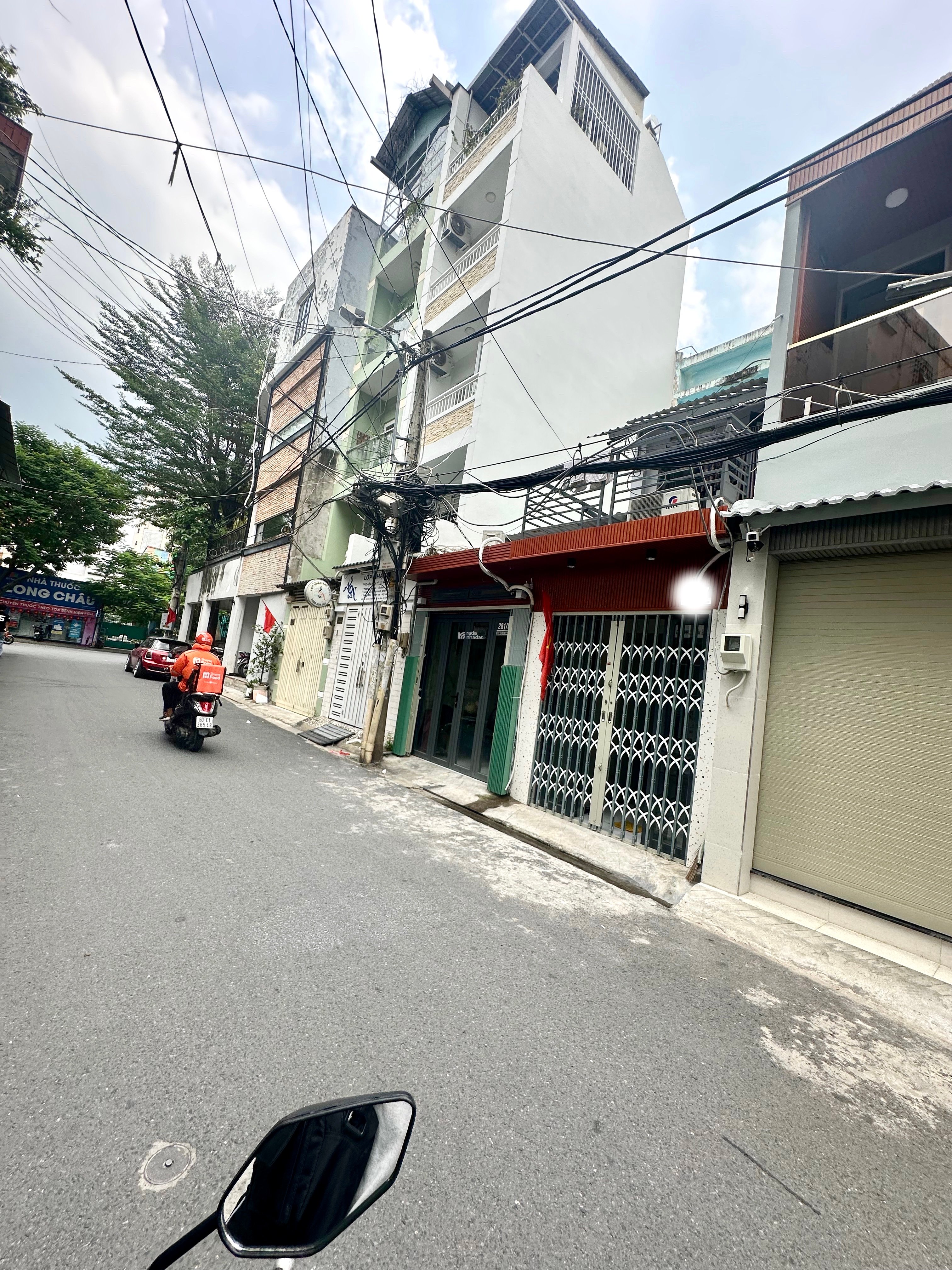 Siêu Phẩm mặt tiền bán nhà Lê Văn Sỹ . 