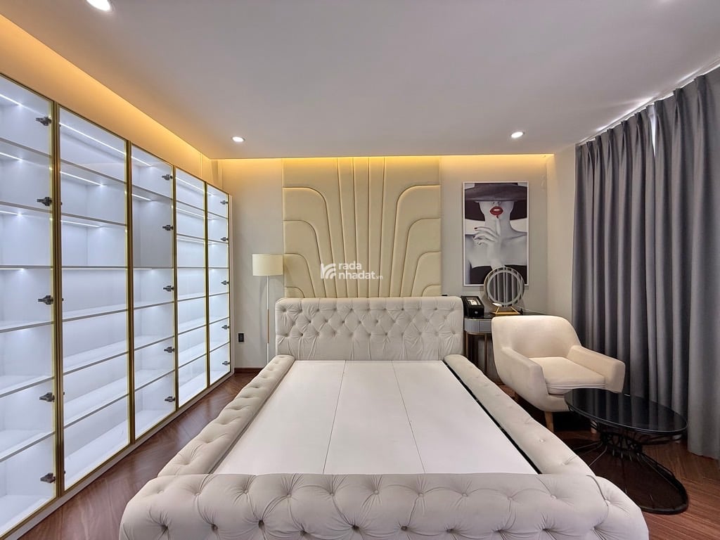 Bán Nhà Cực Phẩm Lô Gốc ,Thống Nhất, Gò Vấp,6 Tầng, Giá Chỉ 14.9 tỷ 