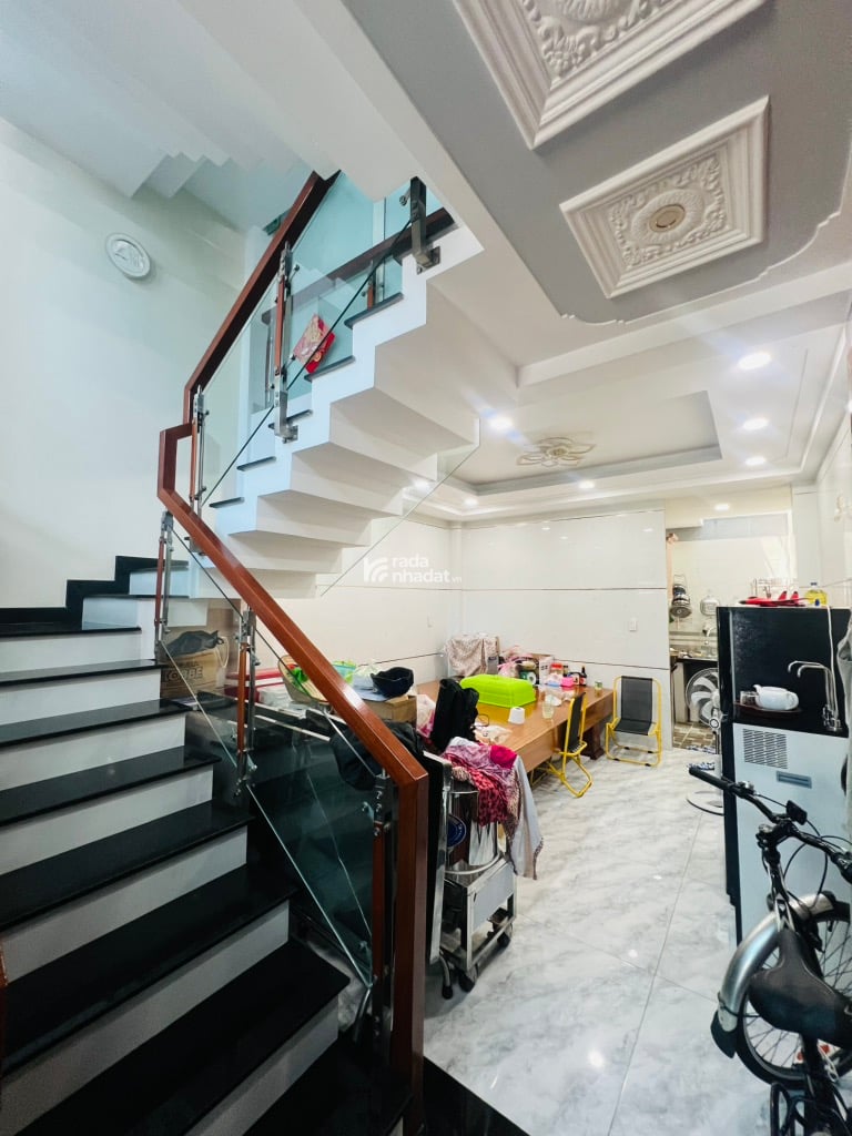 BÁN NHÀ KẾ CC MOONLIGHT KHU TÊN LỬA 56M2 4 TẦNG 5PN HẺM XE HƠI THÔNG KẾ QUẬN 6 7.1 TỶ 