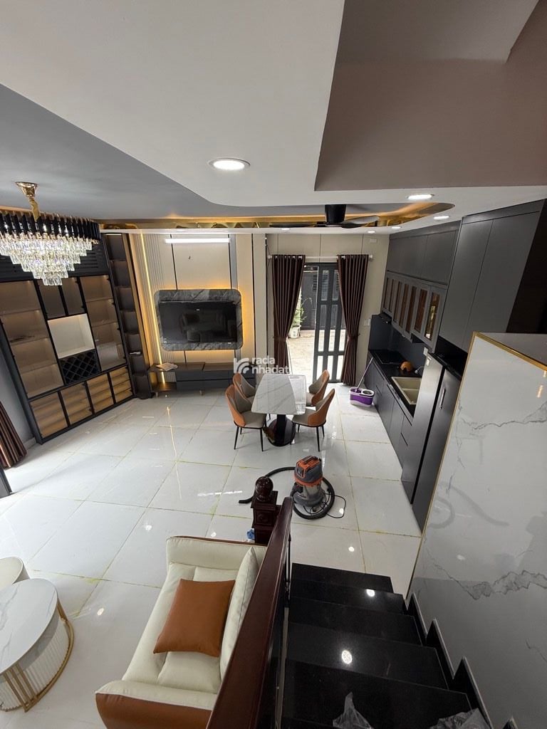 (NHÀ BÈ) NHÀ ĐẸP 3 TẦNG, 55M2, CĂN GÓC 2 MT, HXH 6M, FULL NT CAO CẤP, HUỲNH TẤN PHÁT, 6,68T