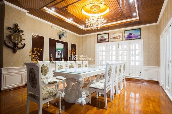 vịTrí tuyệt vời, cực kỳ sầm uất ngay ngã tư giao Thạch Lam tiện ích cái gì cũng có dễ dàng di