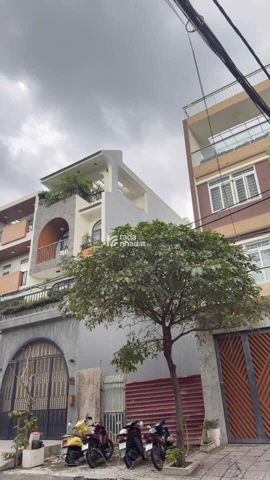 đất mặt tiền đường 13C khu ao sen tên lửa 11.8 tỷ 