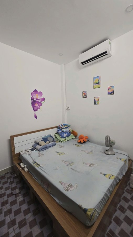 NGAY LÊ VĂN QUỚI - SÁT MẶT TIỀN - XE HƠI NGỦ TRONG NHÀ - GIÁ CHỈ 5.7 TỶ