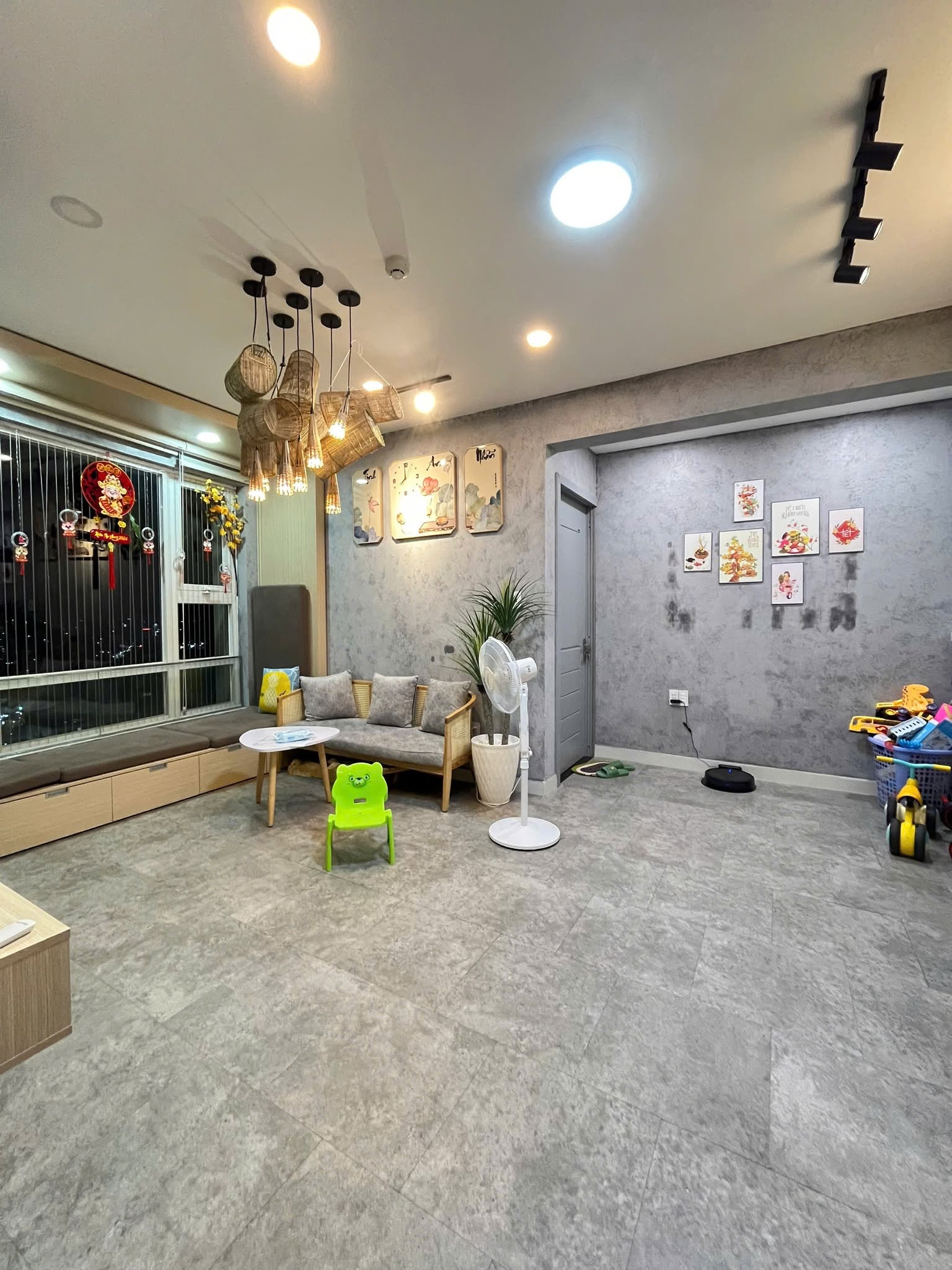 Chính Chủ Bán Gấp Summer Square, Q.6 - DT: 63m2 (2PN, 2WC) - Full Nội Thất, Lầu Cao - Sổ Hồng Riêng