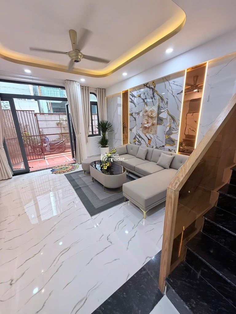 SAU MTKD NGÔ ĐỨC KẾ, BÌNH THẠNH, 51M2 CÓ KC Ở NGAY. GIẢM 350TR CHỈ CÒN 8T TL 