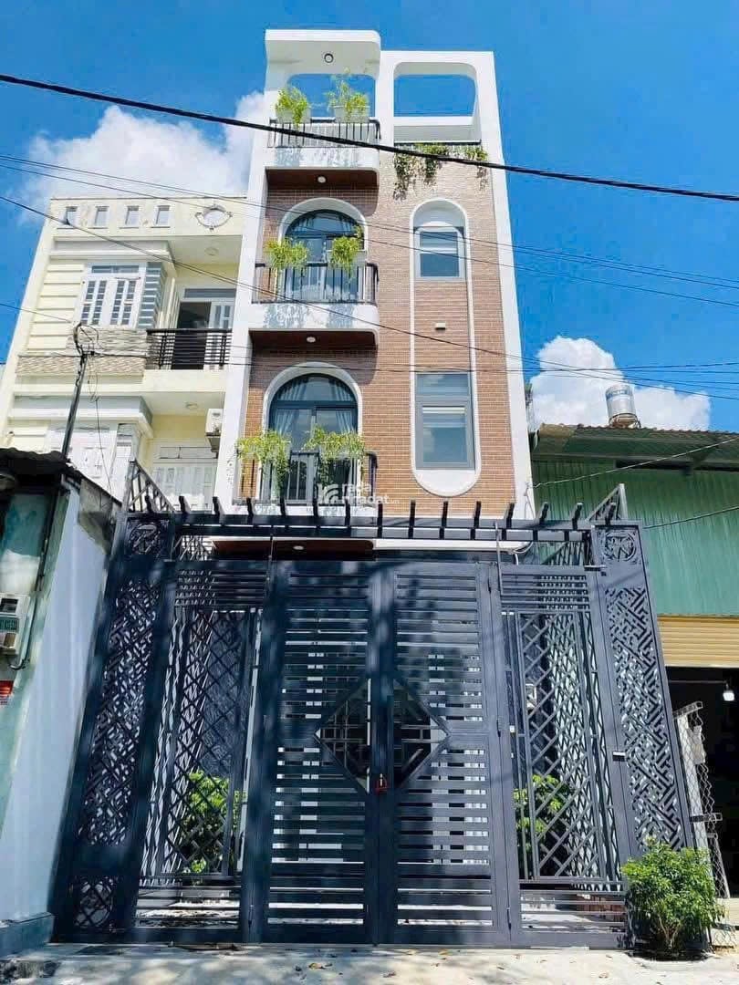 Nhà 66m2 xây 4 tầng đường Nguyễn Văn Đậu, Bình Thạnh. Gần chợ Phan Văn Trị. Hẻm 5m. Sổ sẵn