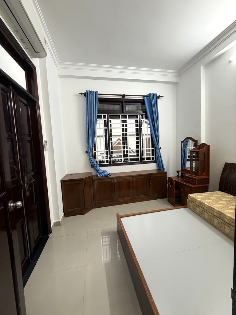 NGUYỄN THỊ THẬP, HẺM ÔTÔ ĐỖ CỬA,  NHÀ 50M2, 4 TẦNG, CÓ  BÃI ÔTÔ, GẦN LOTTE.