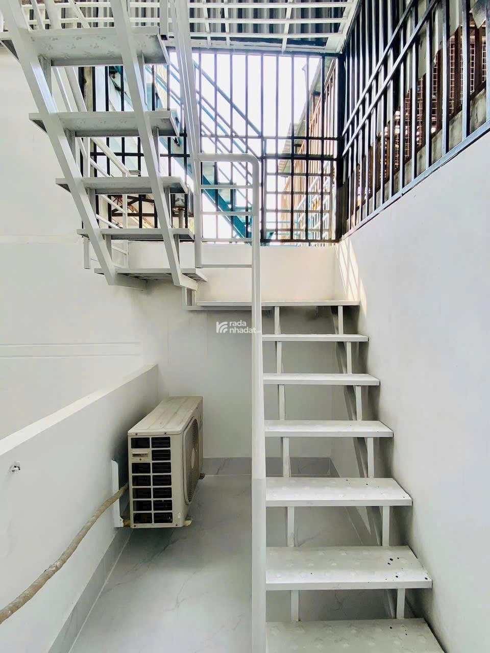 Nhà giá tốt 4tỷ450tr DT 54.3m2 Nguyễn Văn Săng P. Tân Sơn Nhì Q. Tân Phú, đang cho thuê 9tr5/ tháng