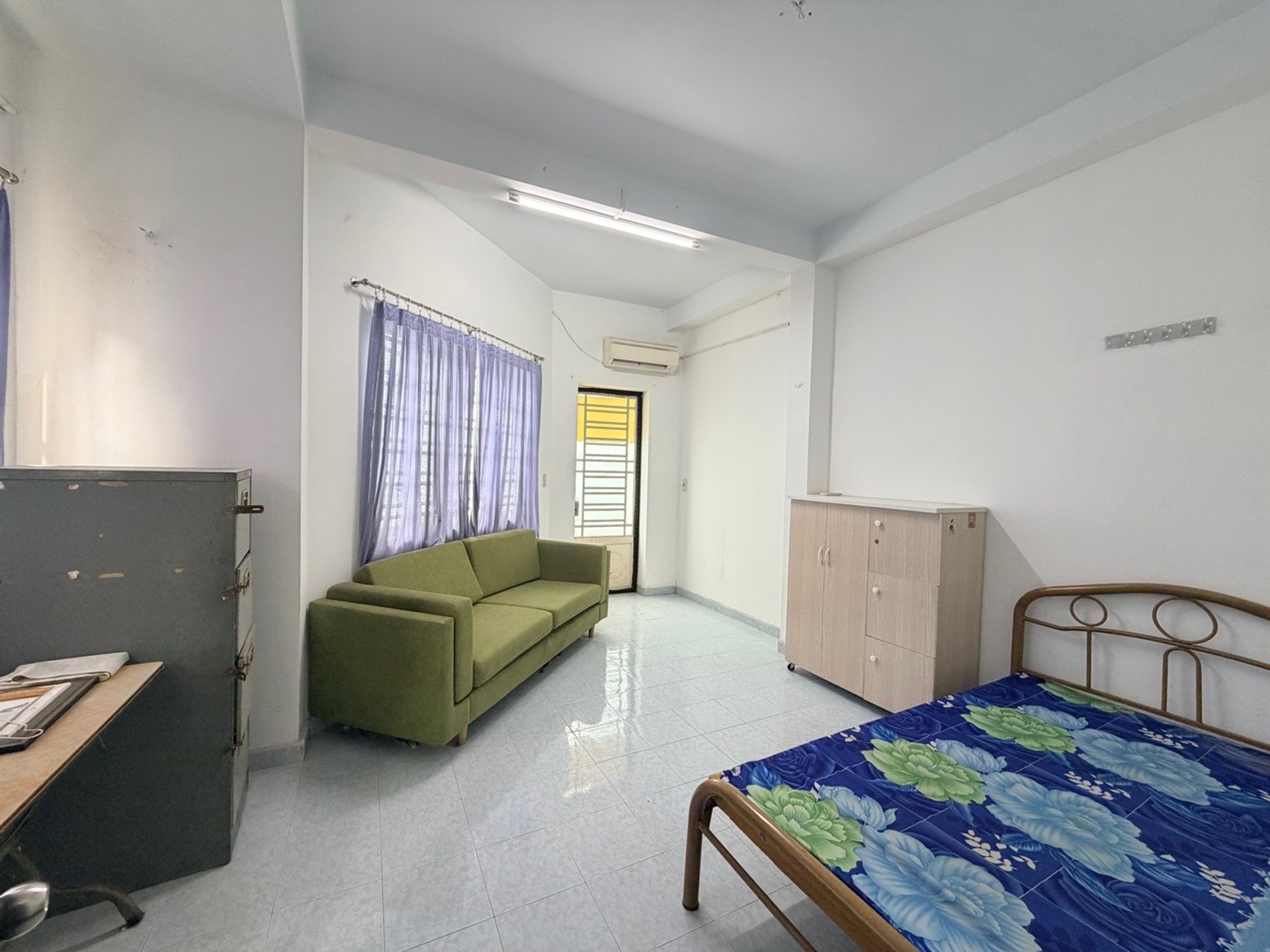 GAY HÀNG XANH. SÁT MẶT TIỀN BẠCH ĐẰNG, BÌNH THẠNH, 70M2 TIỆN XÂY MỚI, GIẢM 350TR CHỈ CÒN 14T