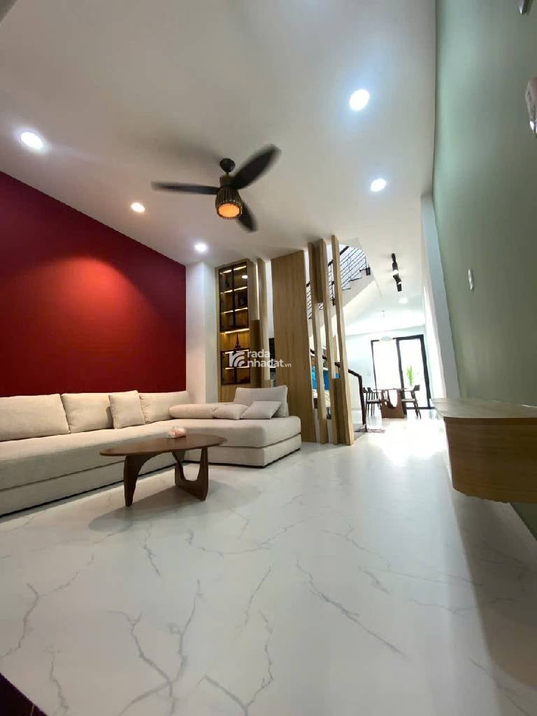 SIÊU PHẨM SÁT ỦY BAN QUẬN BÌNH TÂN NGAY TÊN LỬA- NHÀ 3 TẦNG FULL NỘI THẤT- XE HƠI NGỦ TRONG NHÀ 