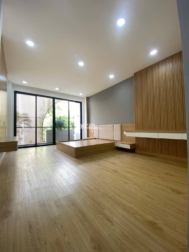 SIÊU PHẨM SÁT ỦY BAN QUẬN BÌNH TÂN NGAY TÊN LỬA- NHÀ 3 TẦNG FULL NỘI THẤT- XE HƠI NGỦ TRONG NHÀ 