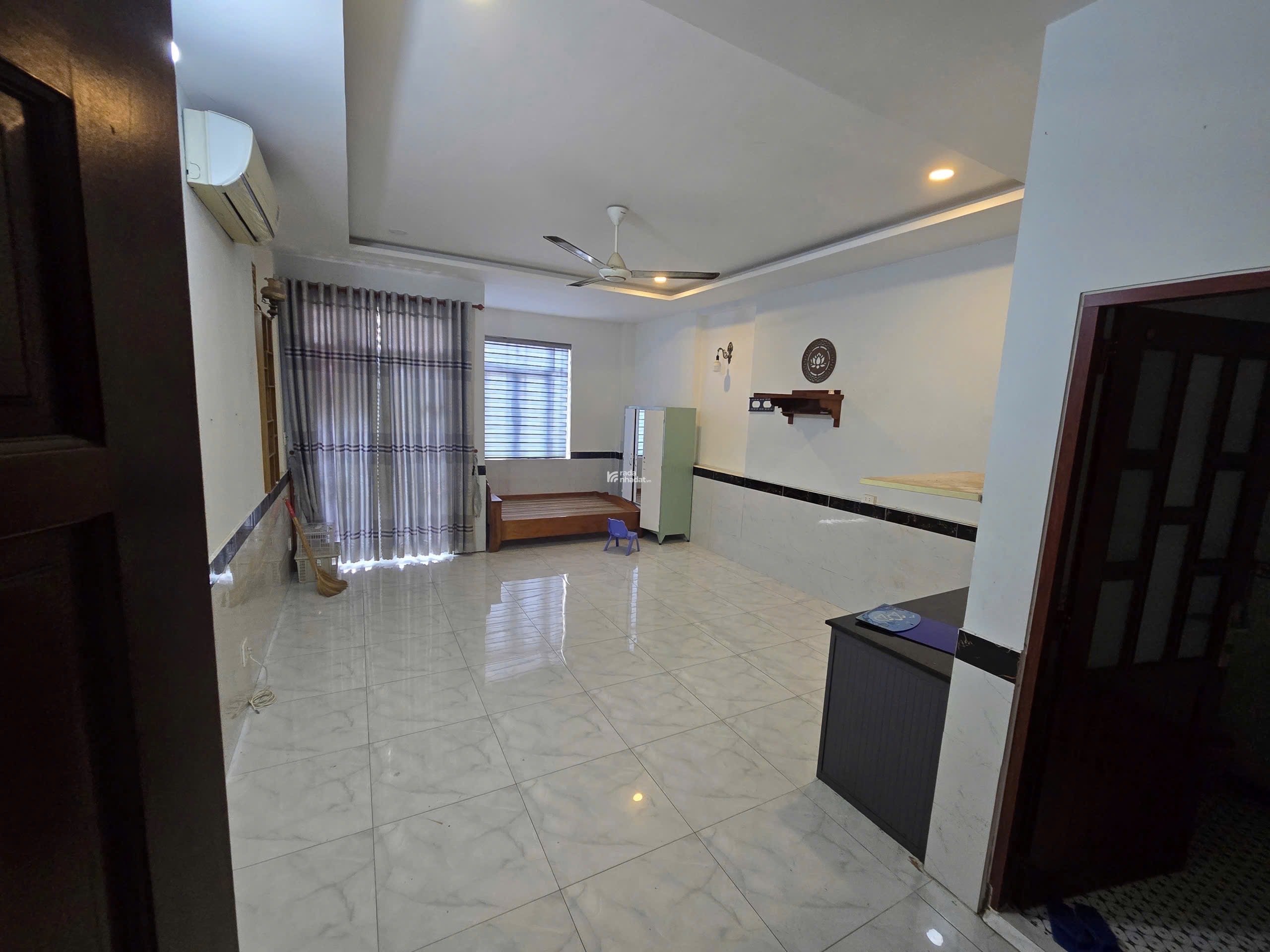 NHÀ VIP CHDV 3Tầng - DT:86m2 - Ngay Chợ Tăng Nhơn Phú A- Chỉ 7.850tỷ