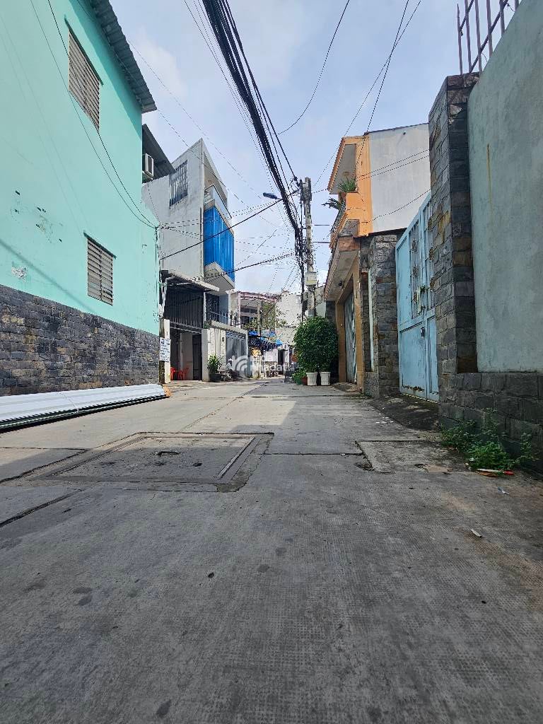 KHU ETOWN, HẺM XE HƠI TRƯỜNG CHINH, TÂN BÌNH, 68M2 TIỆN XÂY. GIẢM 350TR CHỈ 8.25T