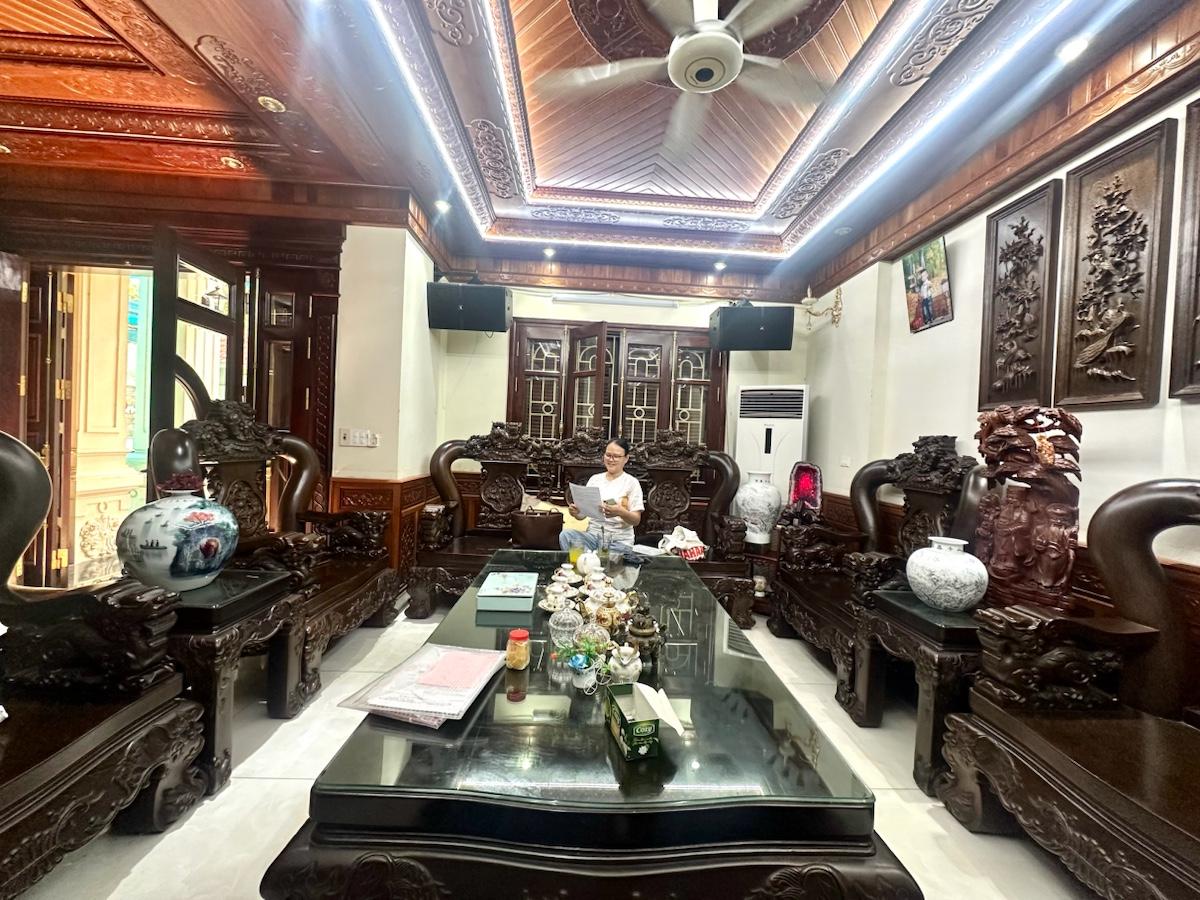 Giảm 15 Tỷ, Biệt Thự View Vườn Hoa. KĐT Linh Đàm. 200m 4T MT 10m Giá 65 Tỷ