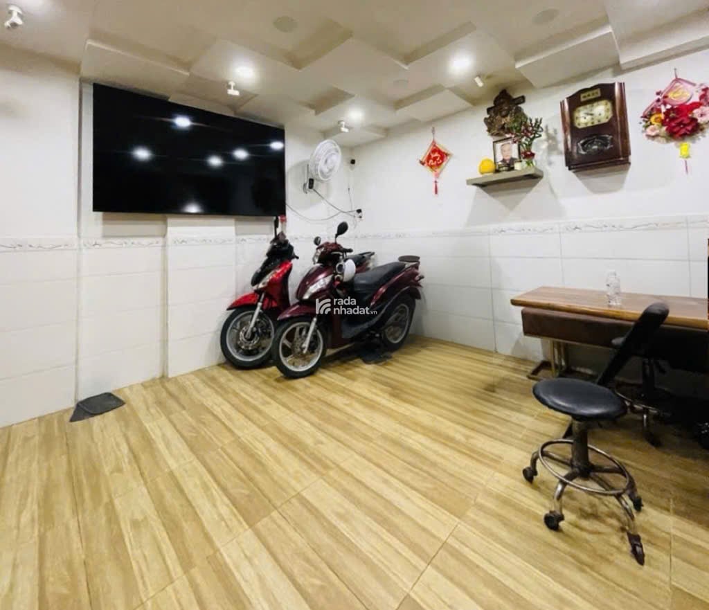 Nhà hẻm Lê Văn Sỹ - QUẬN 3 - 4 x 10 m - 4 Tầng - 5.5 tỷ