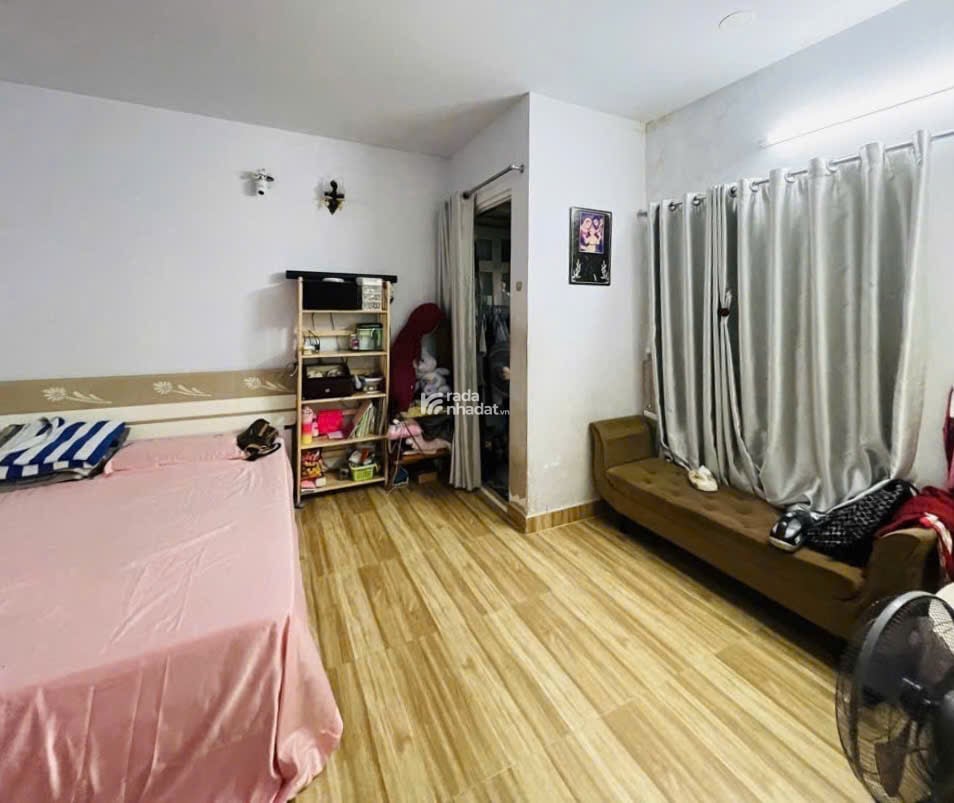 Nhà hẻm Lê Văn Sỹ - QUẬN 3 - 4 x 10 m - 4 Tầng - 5.5 tỷ