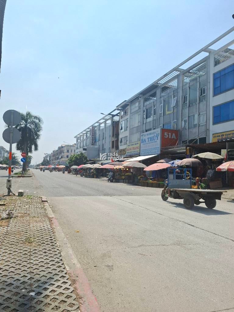 NHÀ MẶT TIỀN CHỢ ĐẦU MỐI BÌNH ĐIỀN, 120m2  NGANG 6M  5 TẦNG  6PN, KHU PHÂN LÔ ĐỒNG BỘ, CHỈ 22T