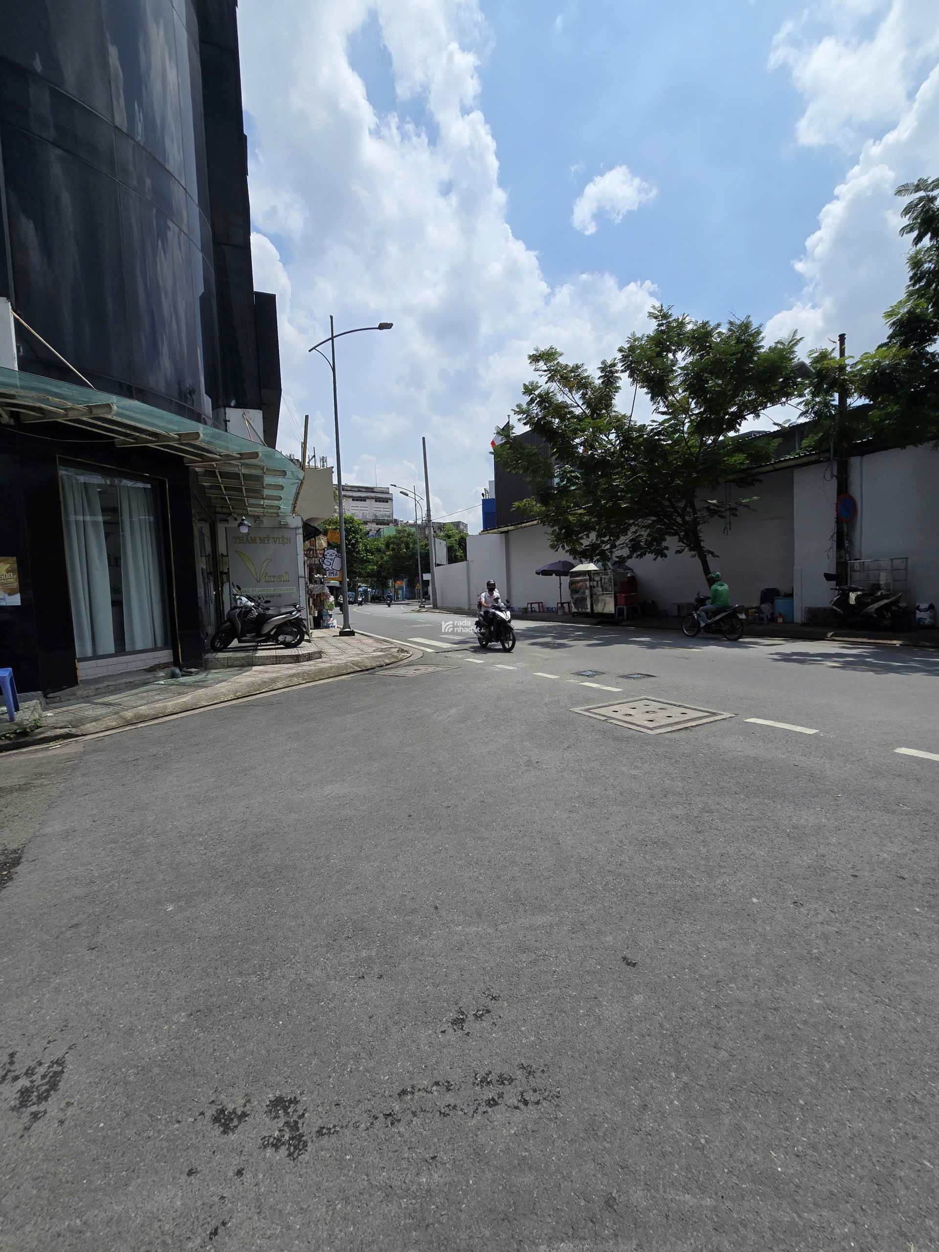 BÁN NHÀ 4 TẦNG KHU CƯ XÁ ĐỒNG TIẾN - GIÁ 17 TỶ   