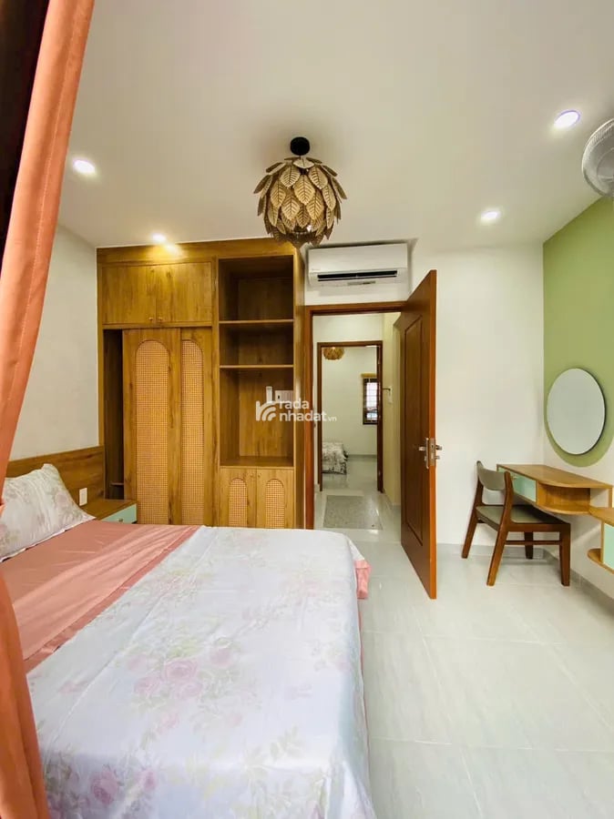 BÁN GẤP NHÀ ĐẸP 3 lầu NGUYỄN TƯ GIÃN, P12 Gò Vấp 4,98 tỷ Thương Lượng